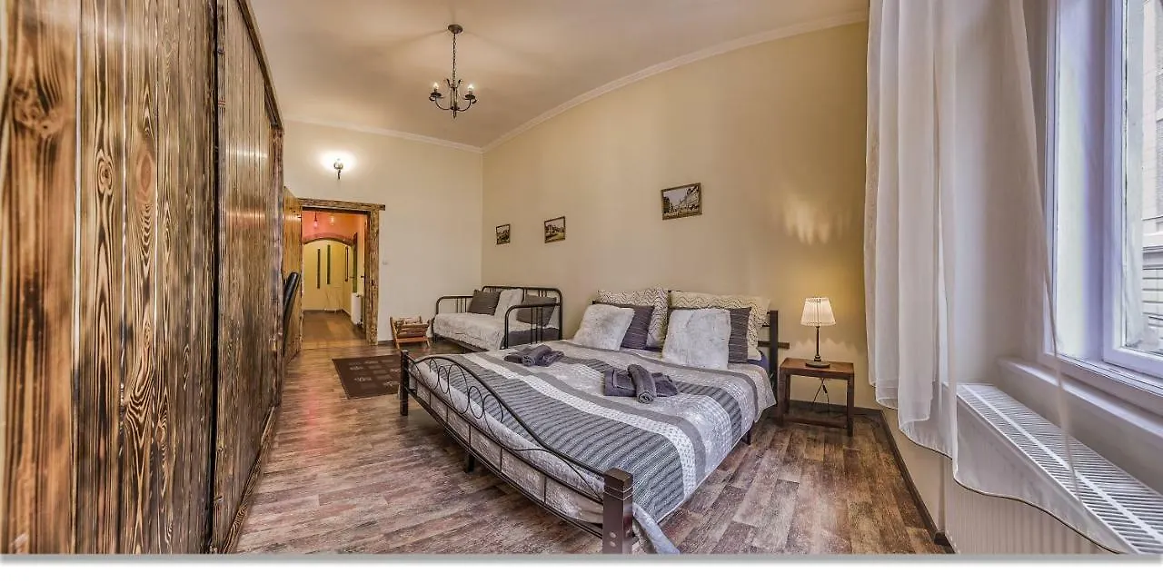 Wine Cellar Boutique Apartment Budapest 0*,